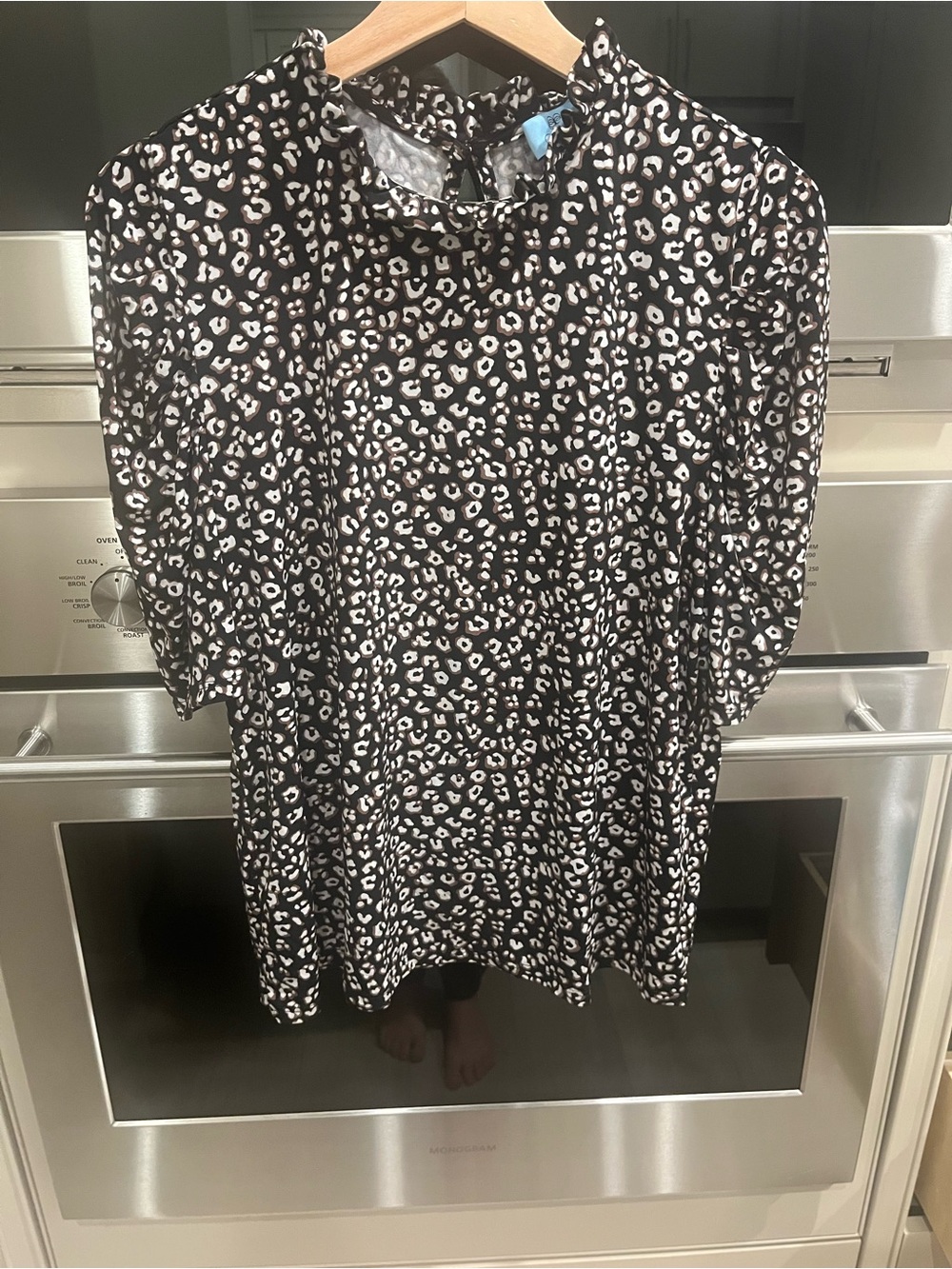 CeCe Black and White Leopard Print Top
